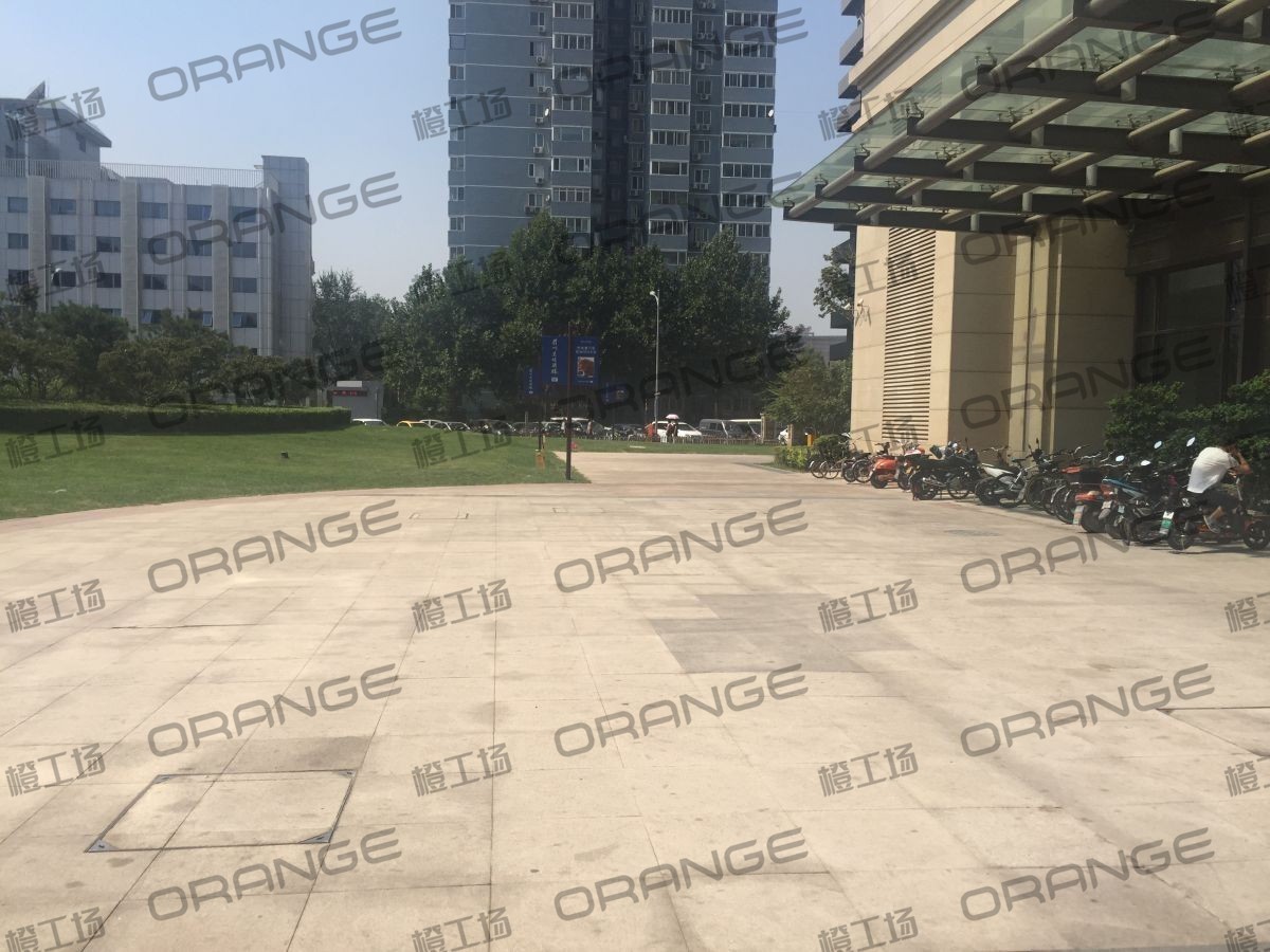 北京远洋未来广场-室外南门西侧写字楼门前2