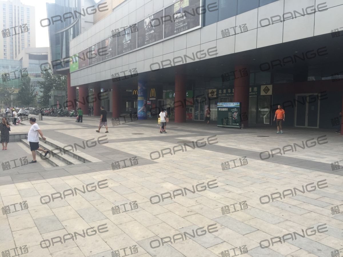 北京常营华联-室外华联东门门前1