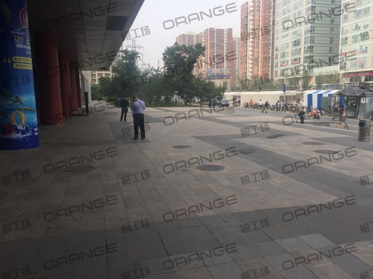 北京常营华联-室外华联东门门前4