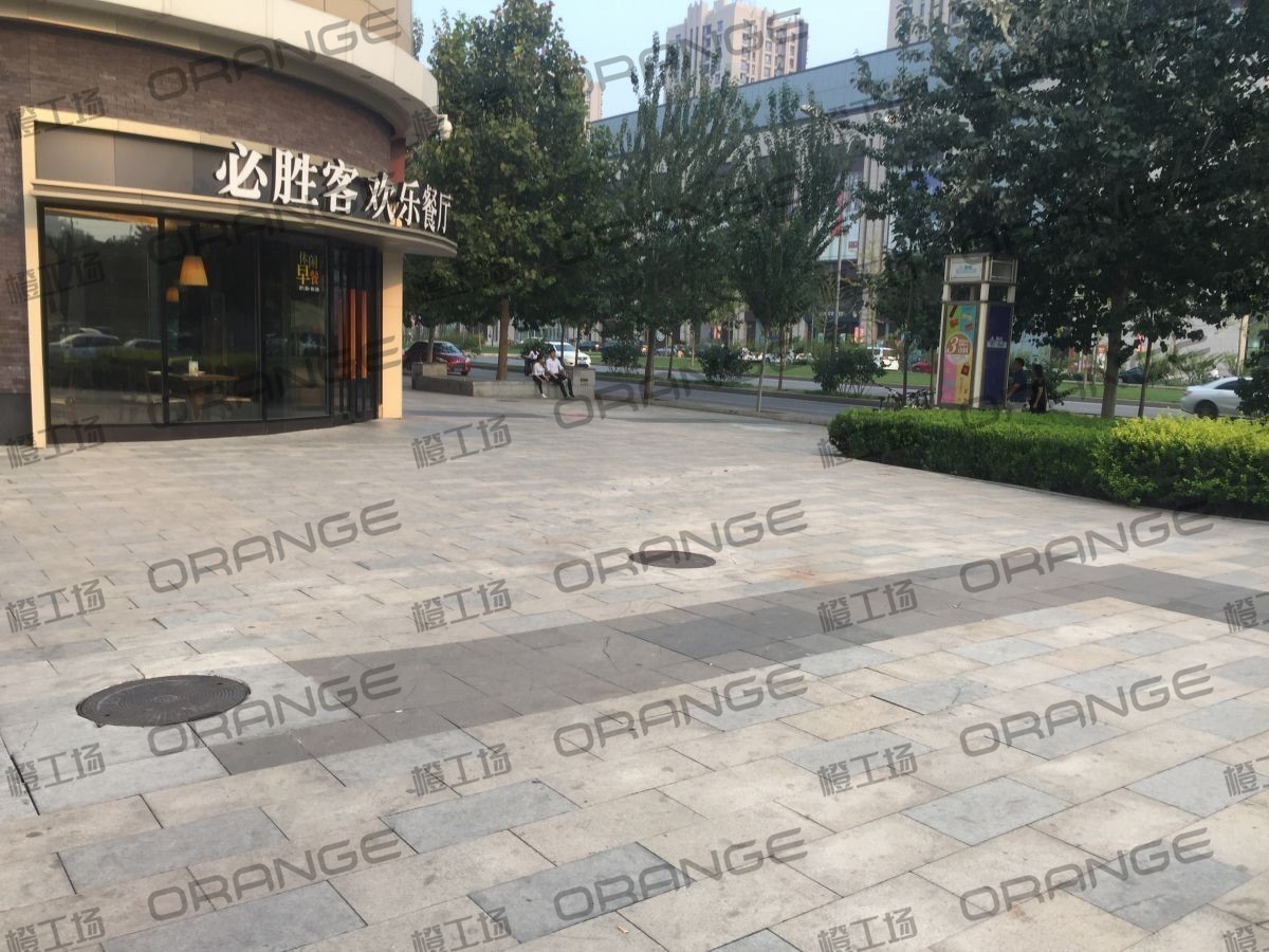 北京常营华联-室外东区西侧必胜客门前2