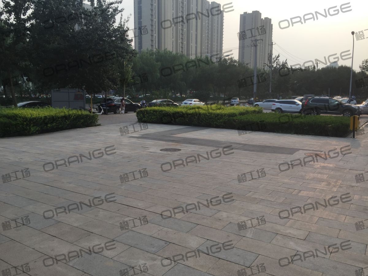 北京常营华联-室外东区西侧必胜客门前1