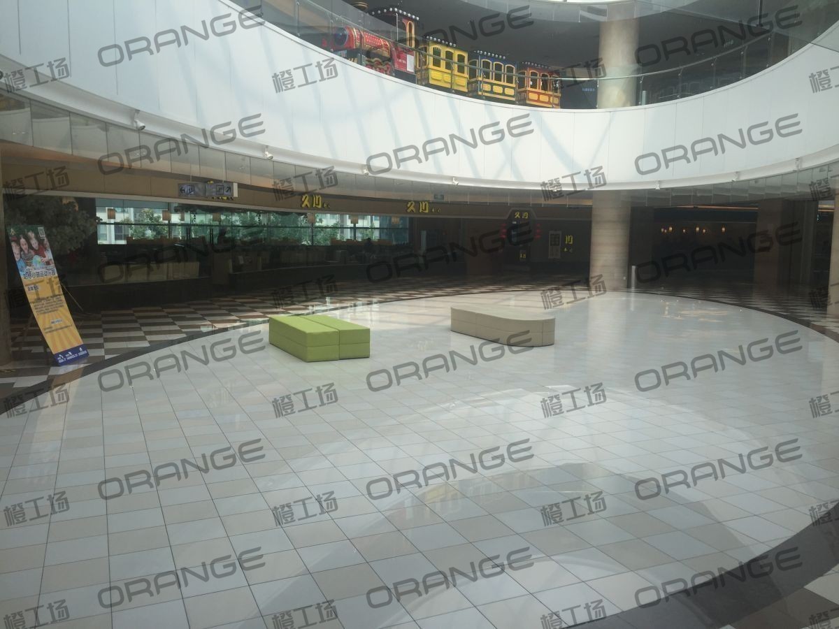 北京常营华联-室内二楼西侧环廊中厅久心门前4