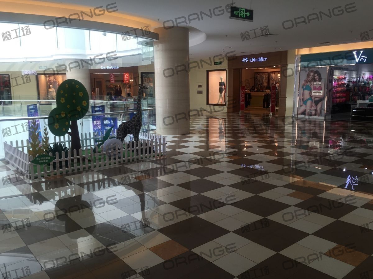 北京常营华联-室内二楼东侧中庭环廊西4