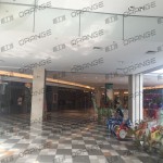 北京常营华联-室内三楼西侧中庭环廊东北侧井格门前7