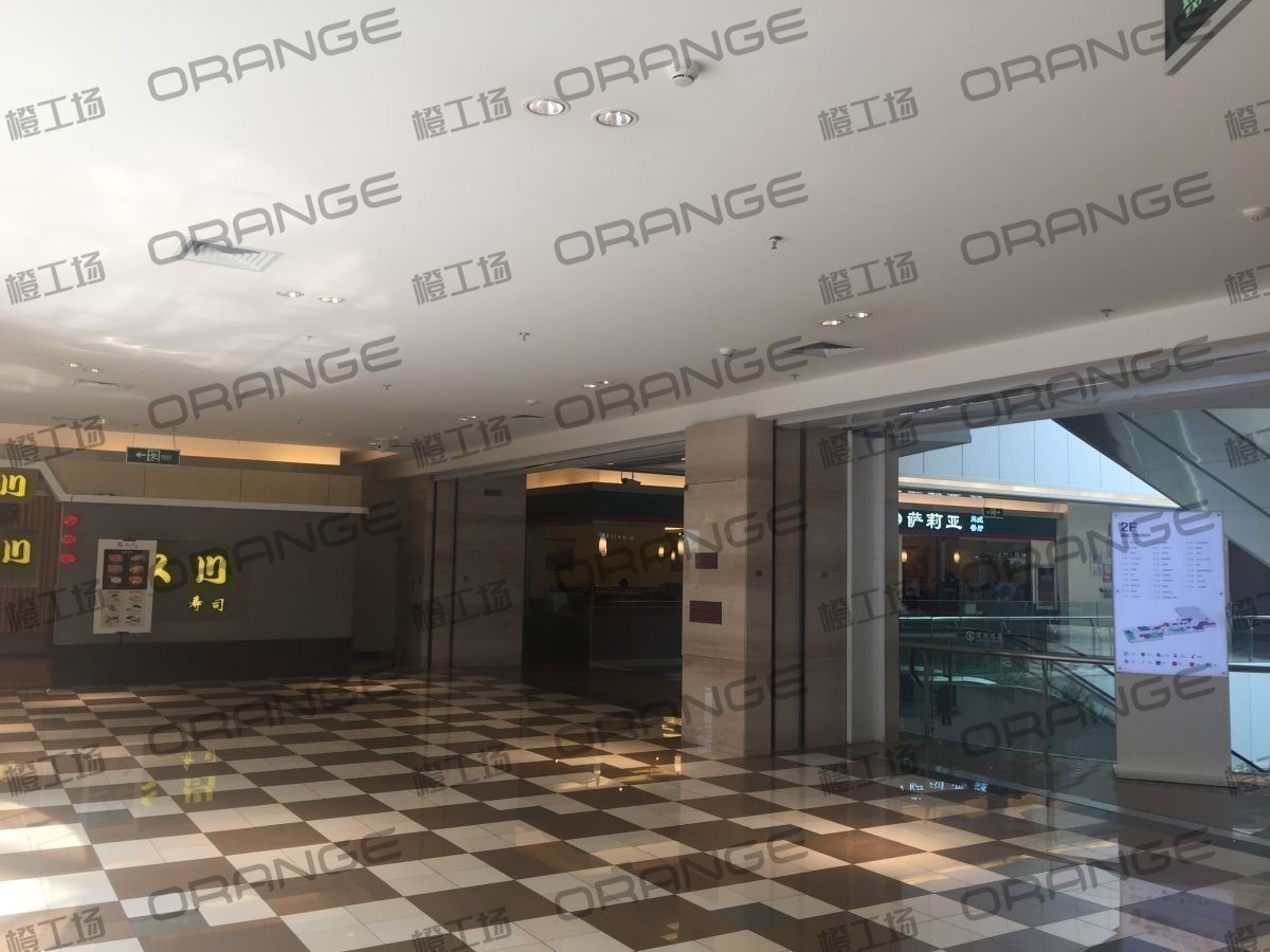 北京常营华联-室内二楼中庭环廊东（2块对应3楼）2