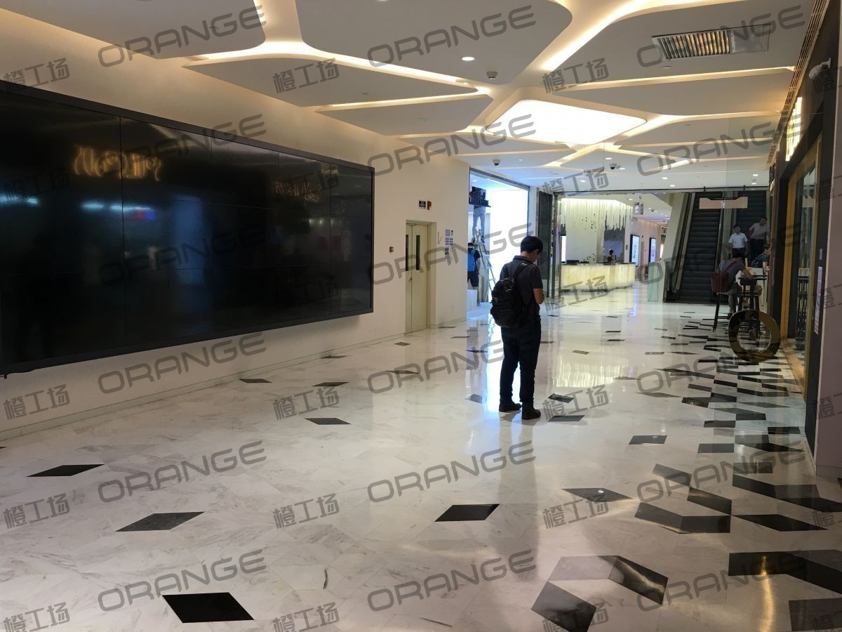 北京通盈中心-室内一楼AROFOX space门前3