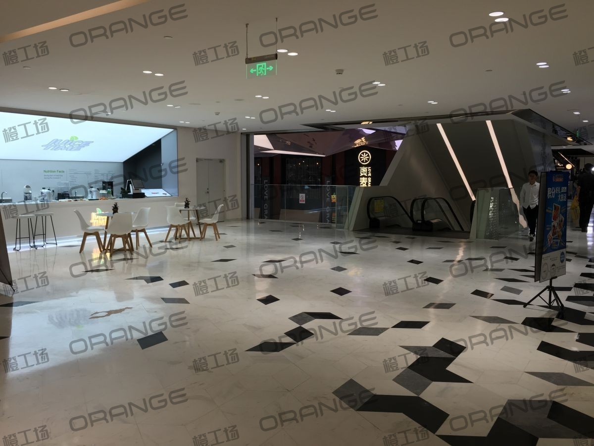 北京通盈中心-室内二楼juice time门前3