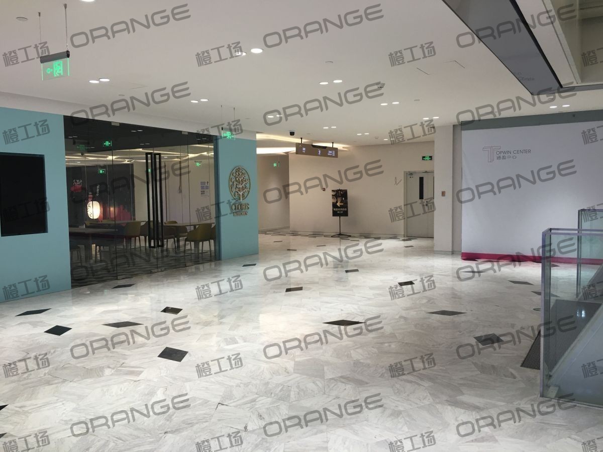 北京通盈中心-室内三楼扶梯口北2