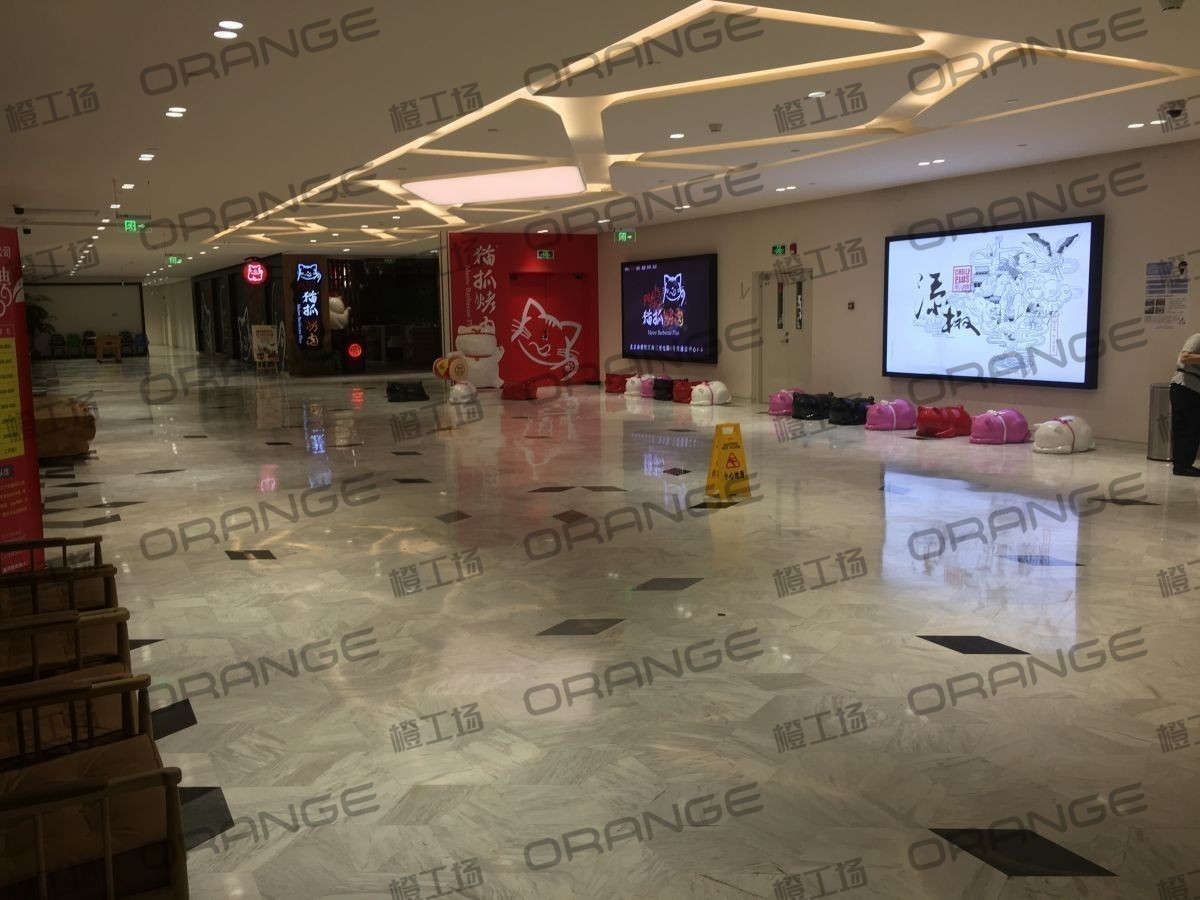 北京通盈中心-室内四楼扶梯南侧4