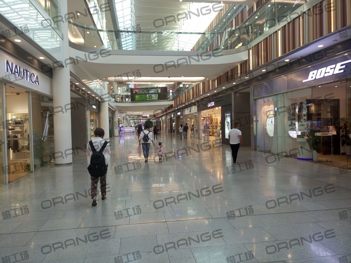北京荟聚购物中心-室内一楼东北门内南过道12