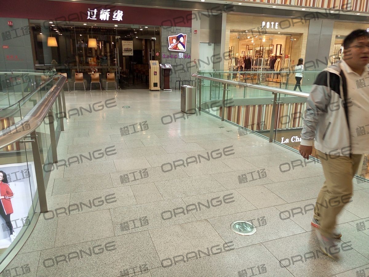 北京荟聚购物中心-室内二三楼南迪卡侬北过道（六块）2