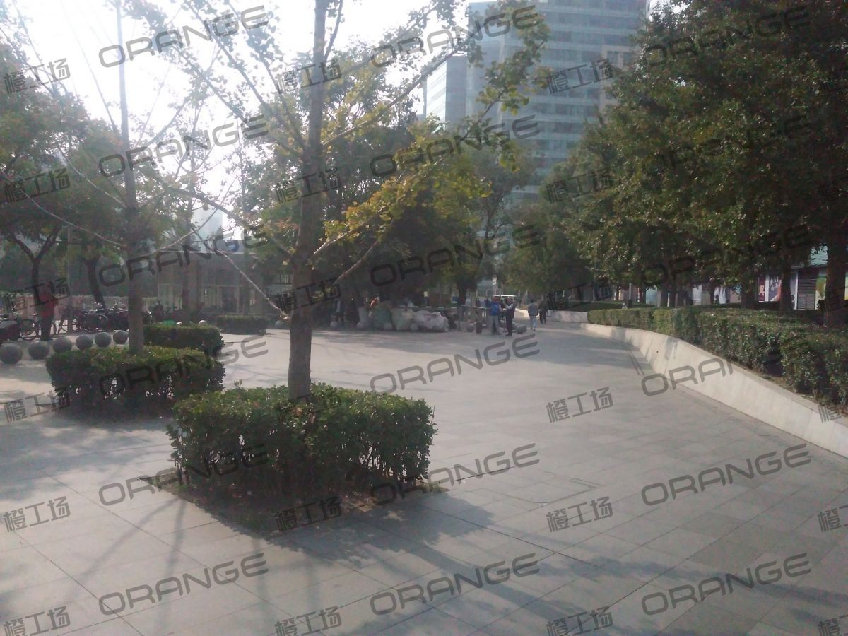 北京来福士广场-室外东北侧走廊1