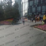 北京来福士广场-室外东北侧广场喷泉间走廊3