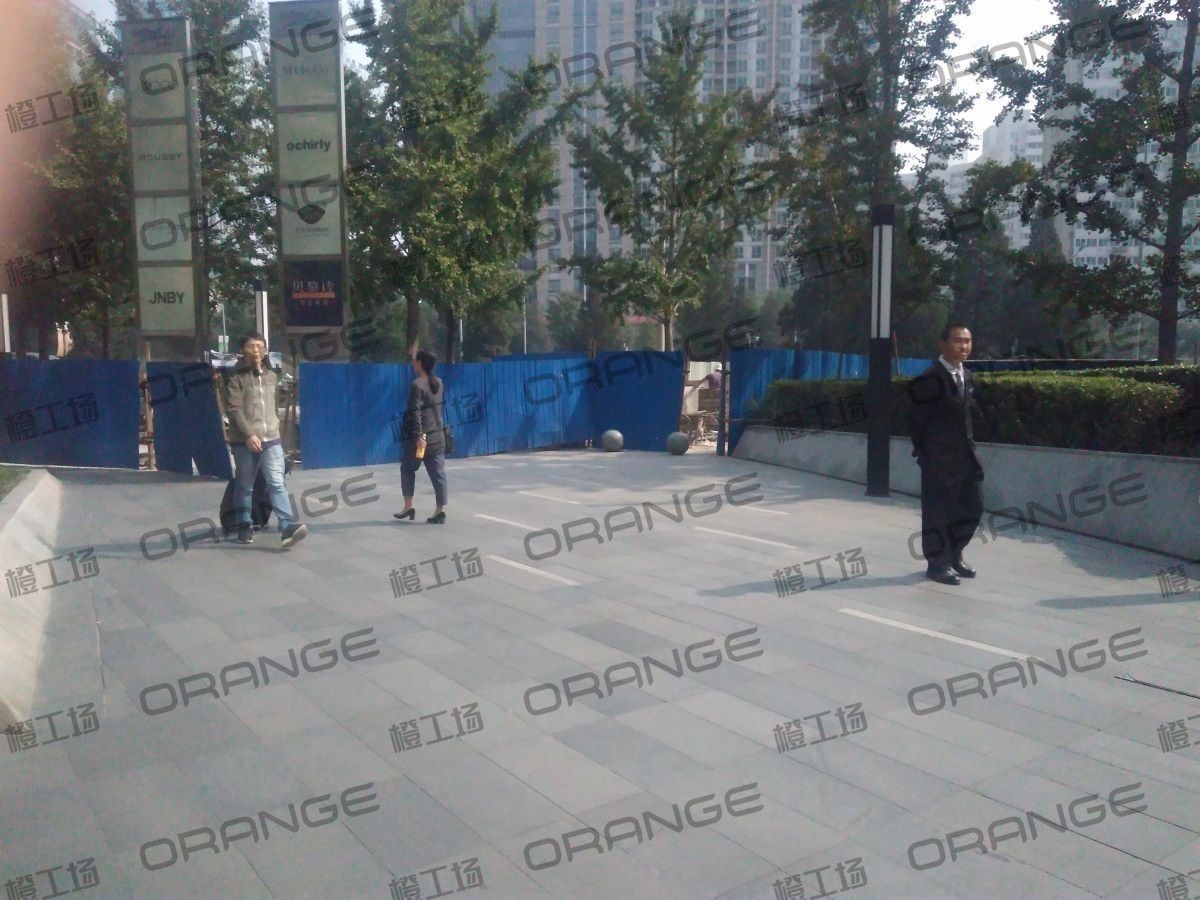 北京来福士广场-室外东南侧走廊2