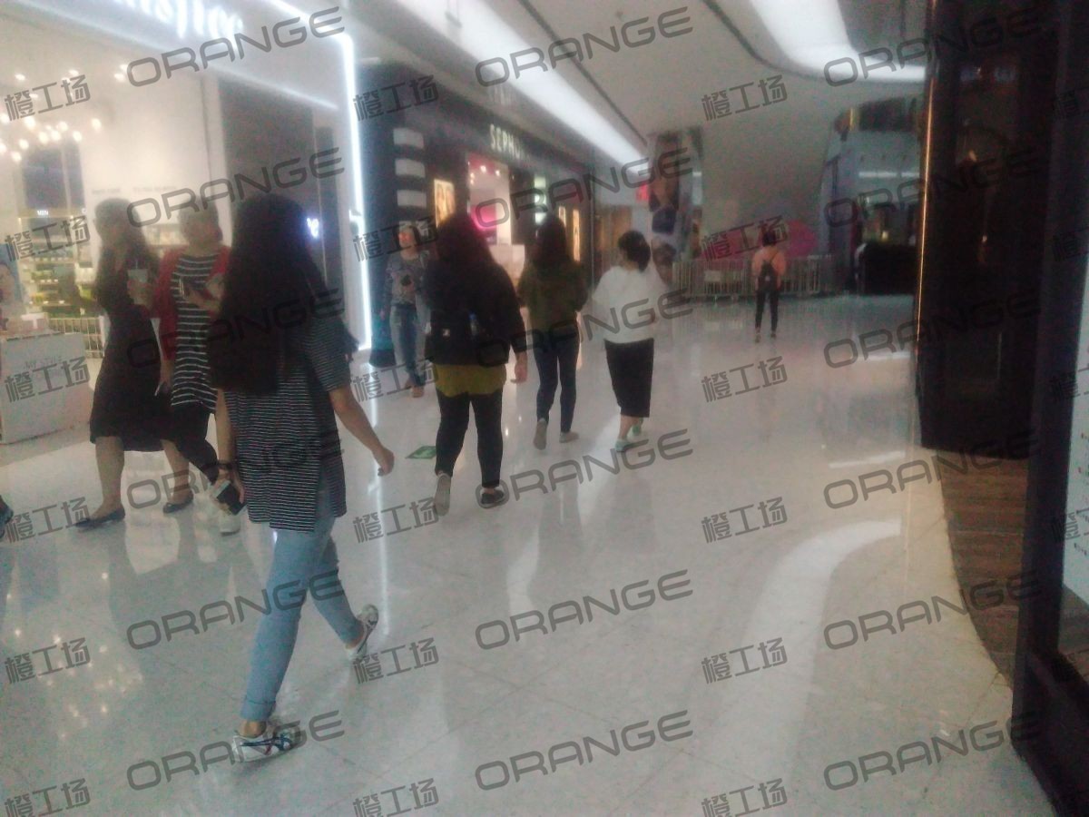 北京来福士广场-室内一楼南侧东门门内1