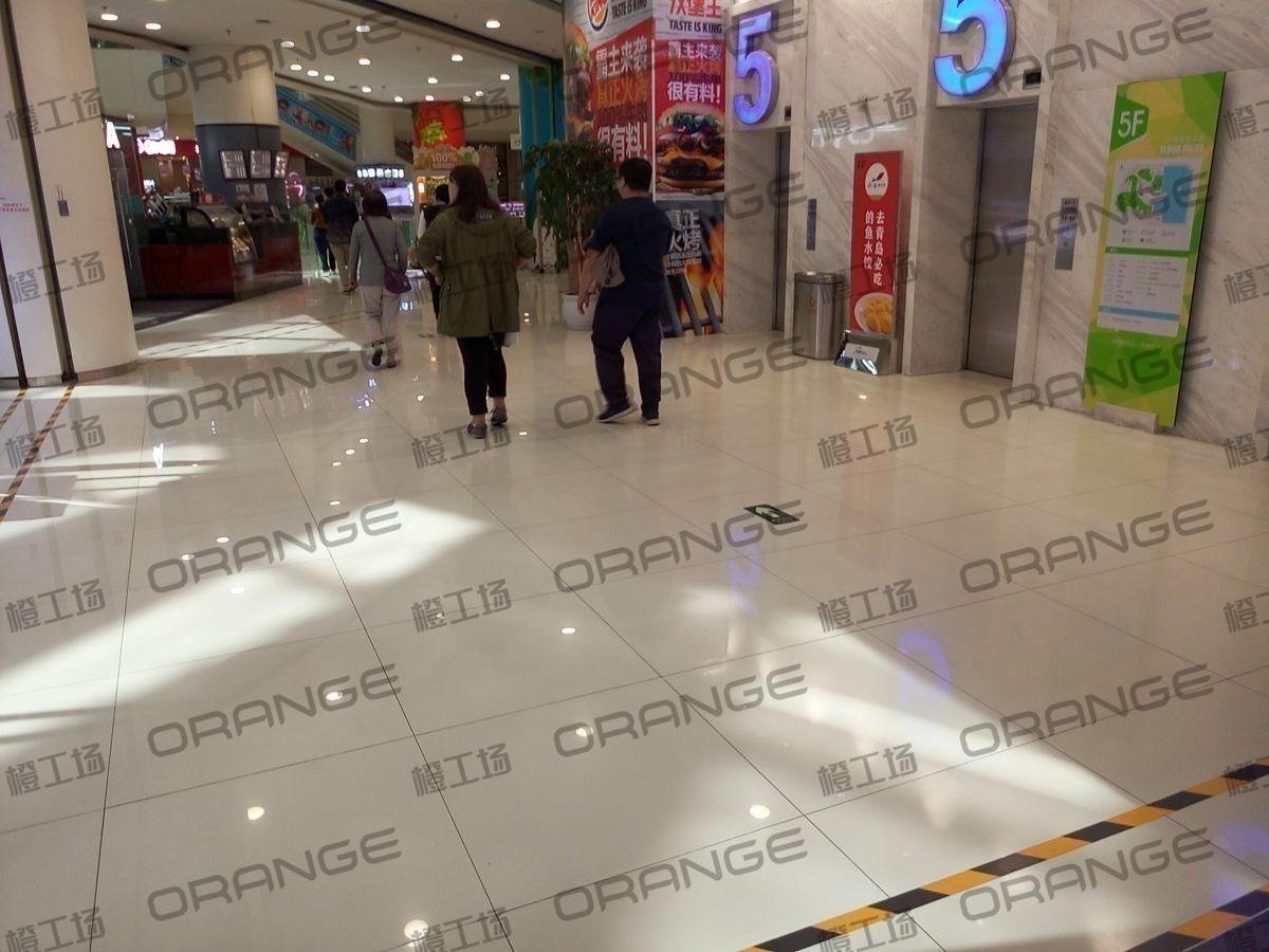 北京凯德mall大峡谷-室内五楼北侧直梯1