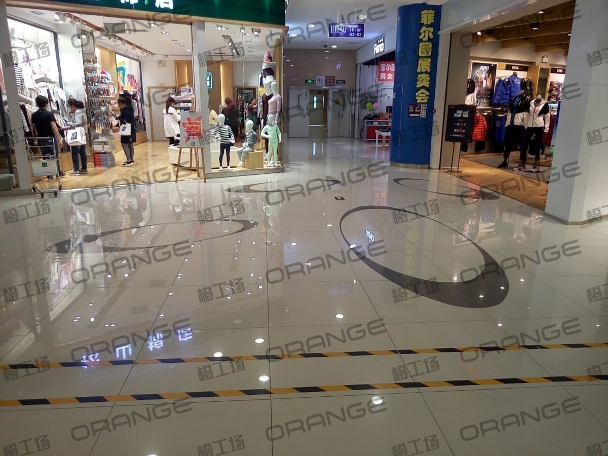 北京凯德mall大峡谷-室内三楼西侧扶梯西李宁门前1
