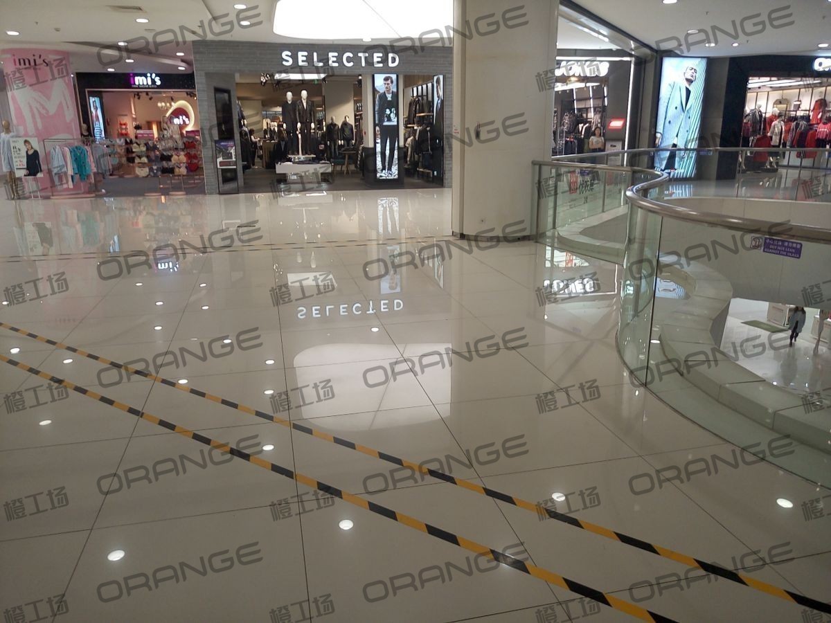 北京凯德mall大峡谷-室内二楼直梯东环廊北3