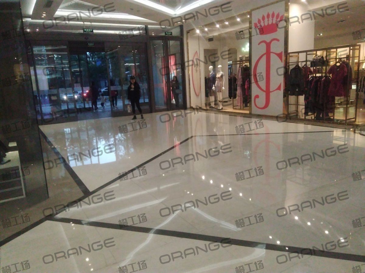 北京凯德晶品购物中心-室内一楼南门门北过道1