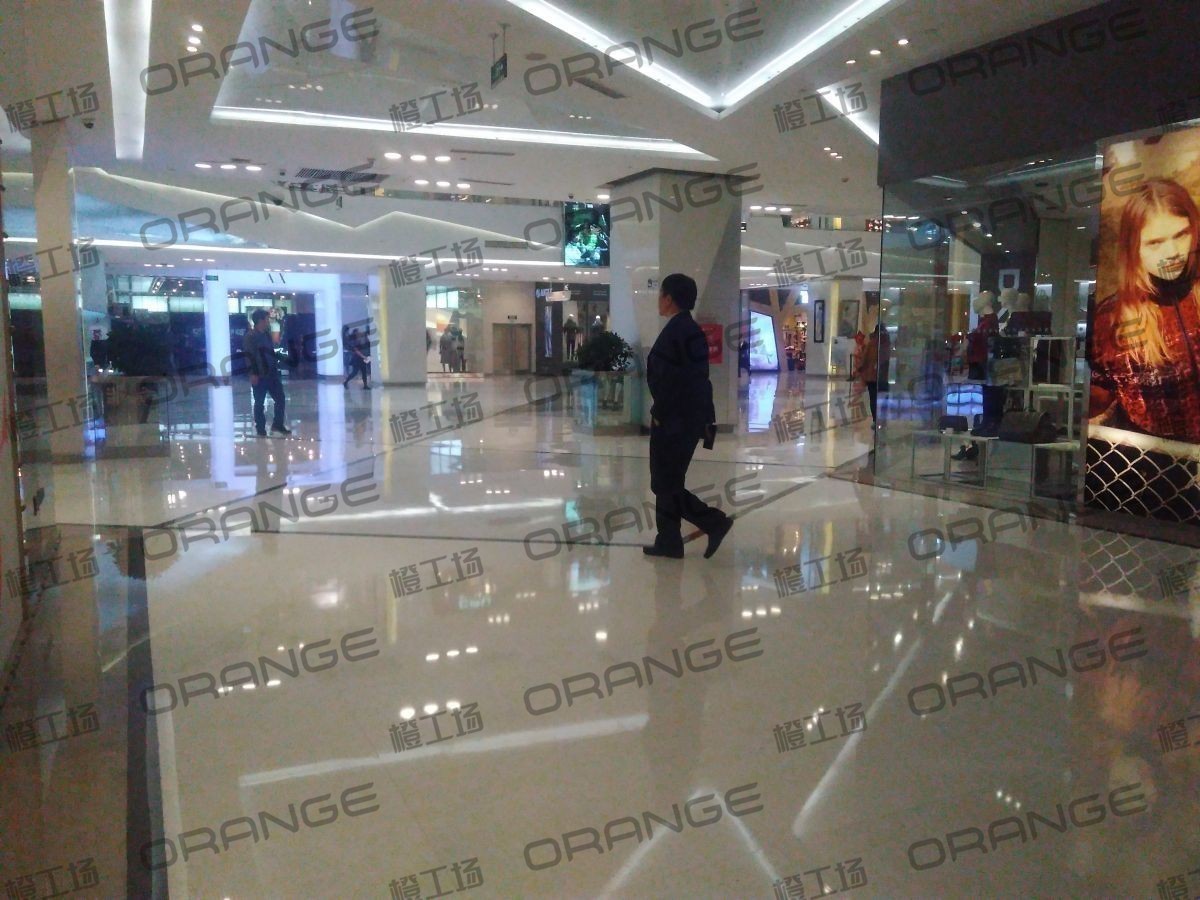 北京凯德晶品购物中心-室内一楼南门门北过道3