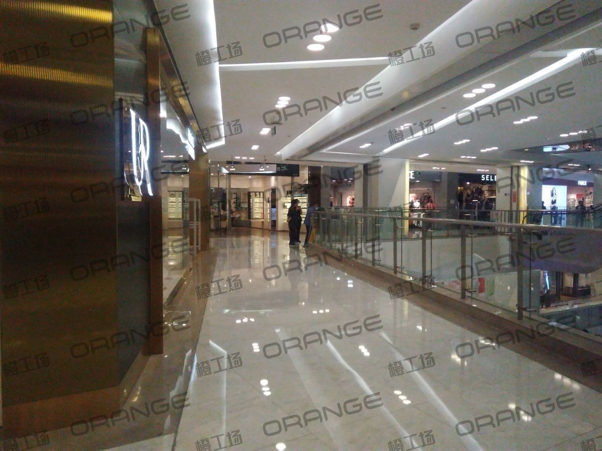 北京凯德晶品购物中心-室内二楼西侧走廊3