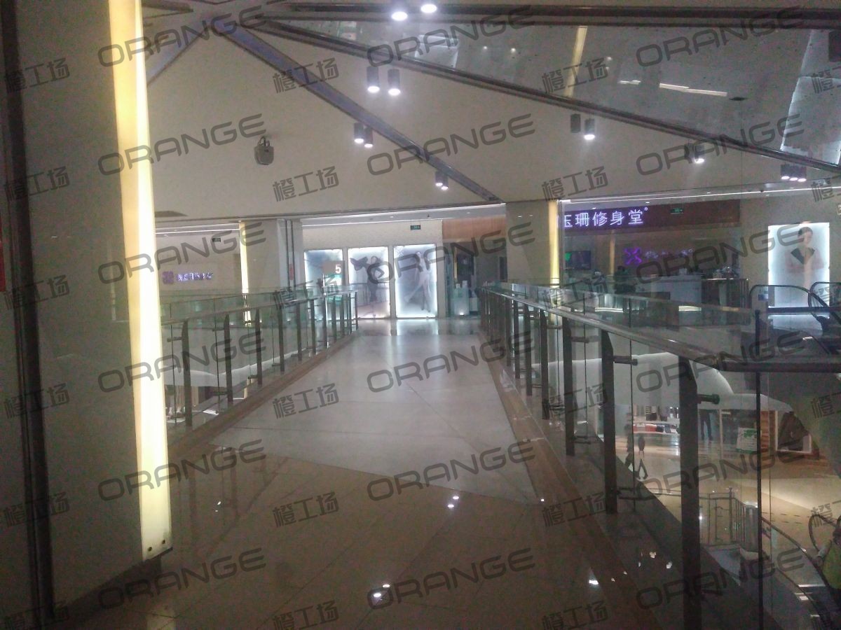 北京凯德晶品购物中心-室内五楼中厅走廊3