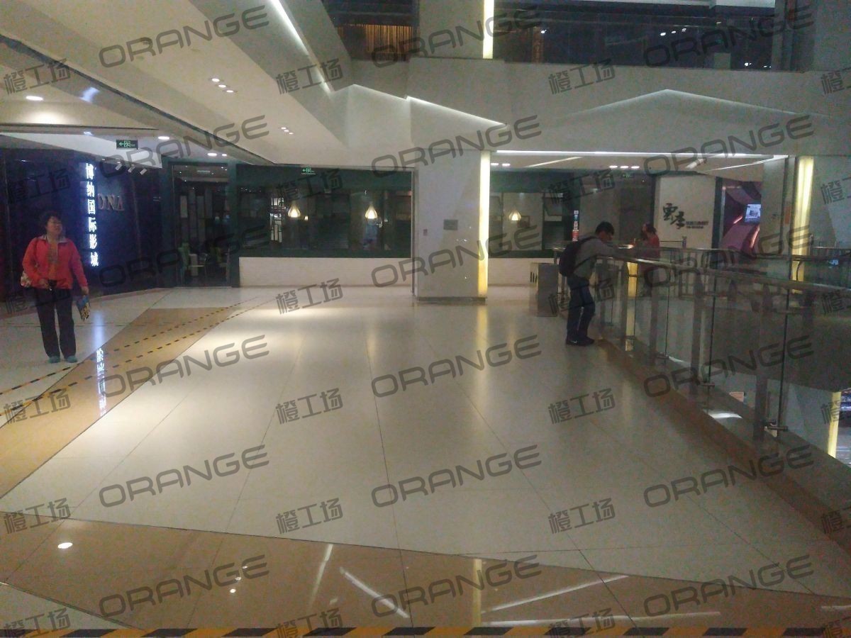 北京凯德晶品购物中心-室内四楼西侧走廊1