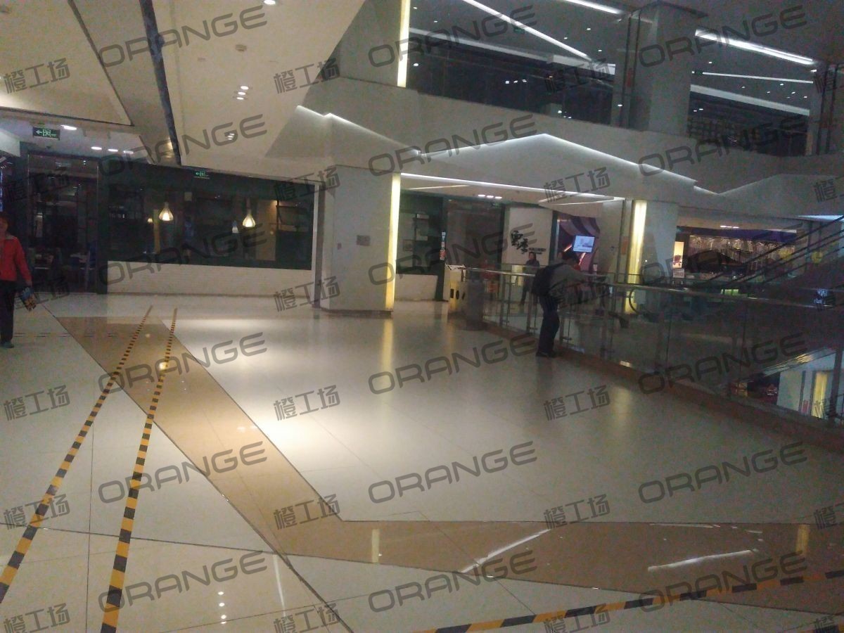 北京凯德晶品购物中心-室内四楼西侧走廊4