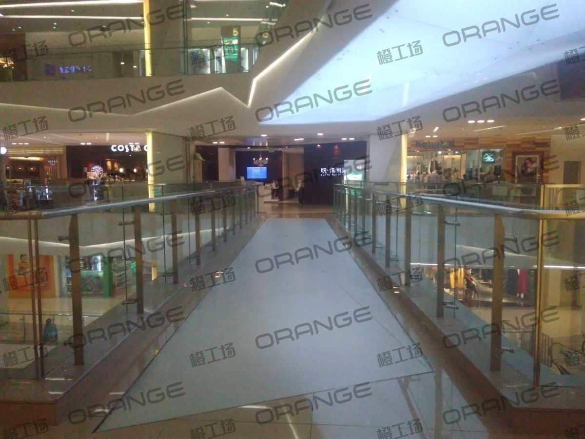 北京凯德晶品购物中心-室内四楼中厅走廊1