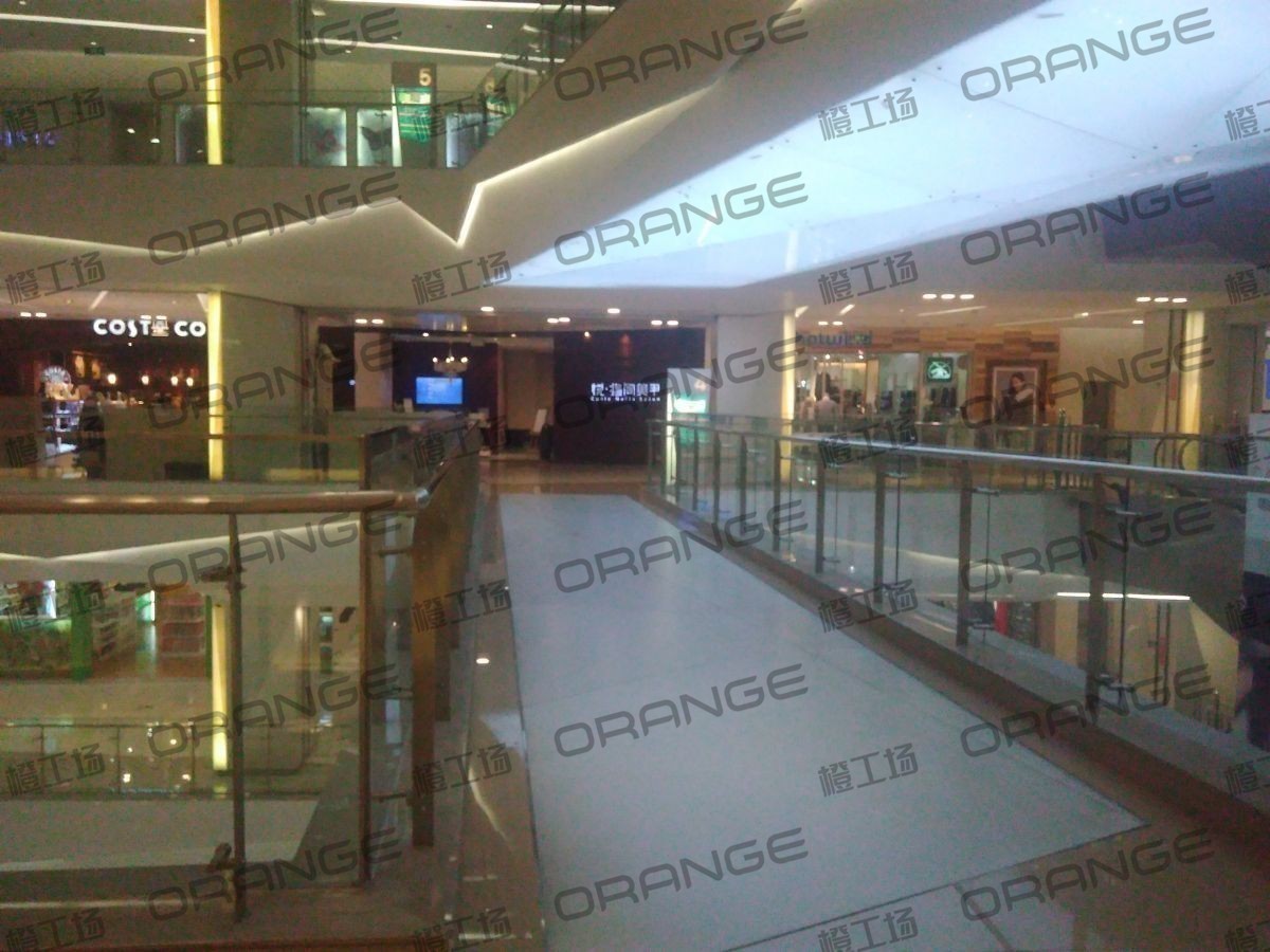 北京凯德晶品购物中心-室内四楼中厅走廊2