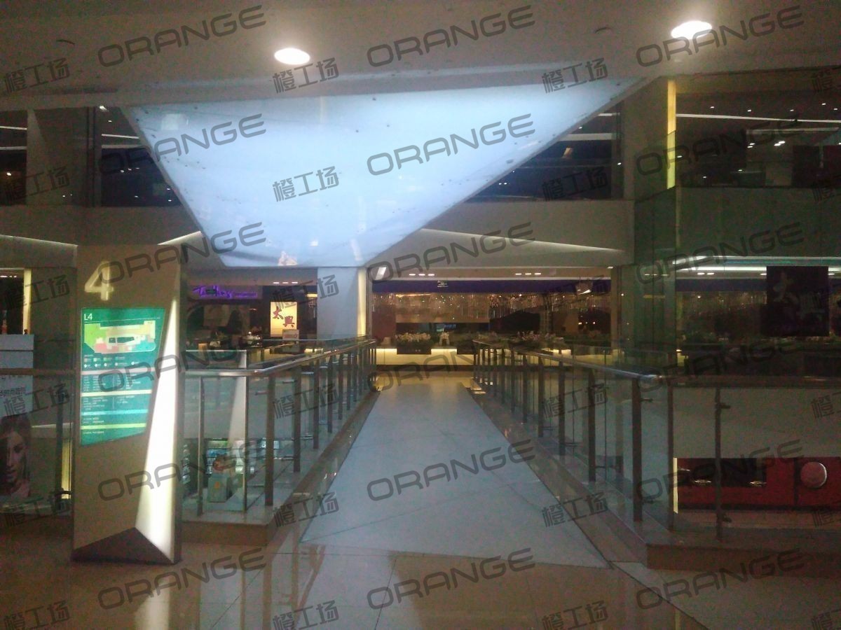 北京凯德晶品购物中心-室内四楼中厅走廊3