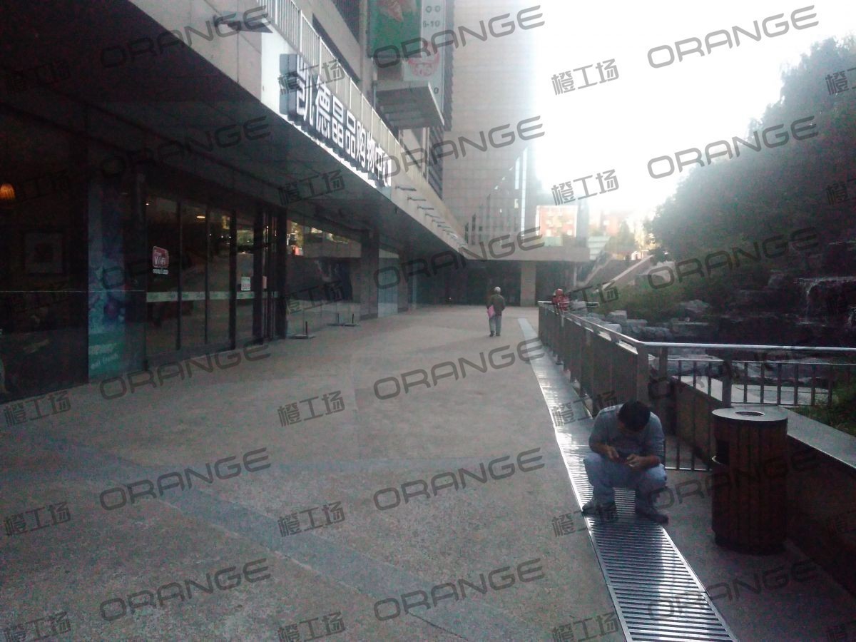 北京凯德晶品购物中心-室外B1北门北走廊3