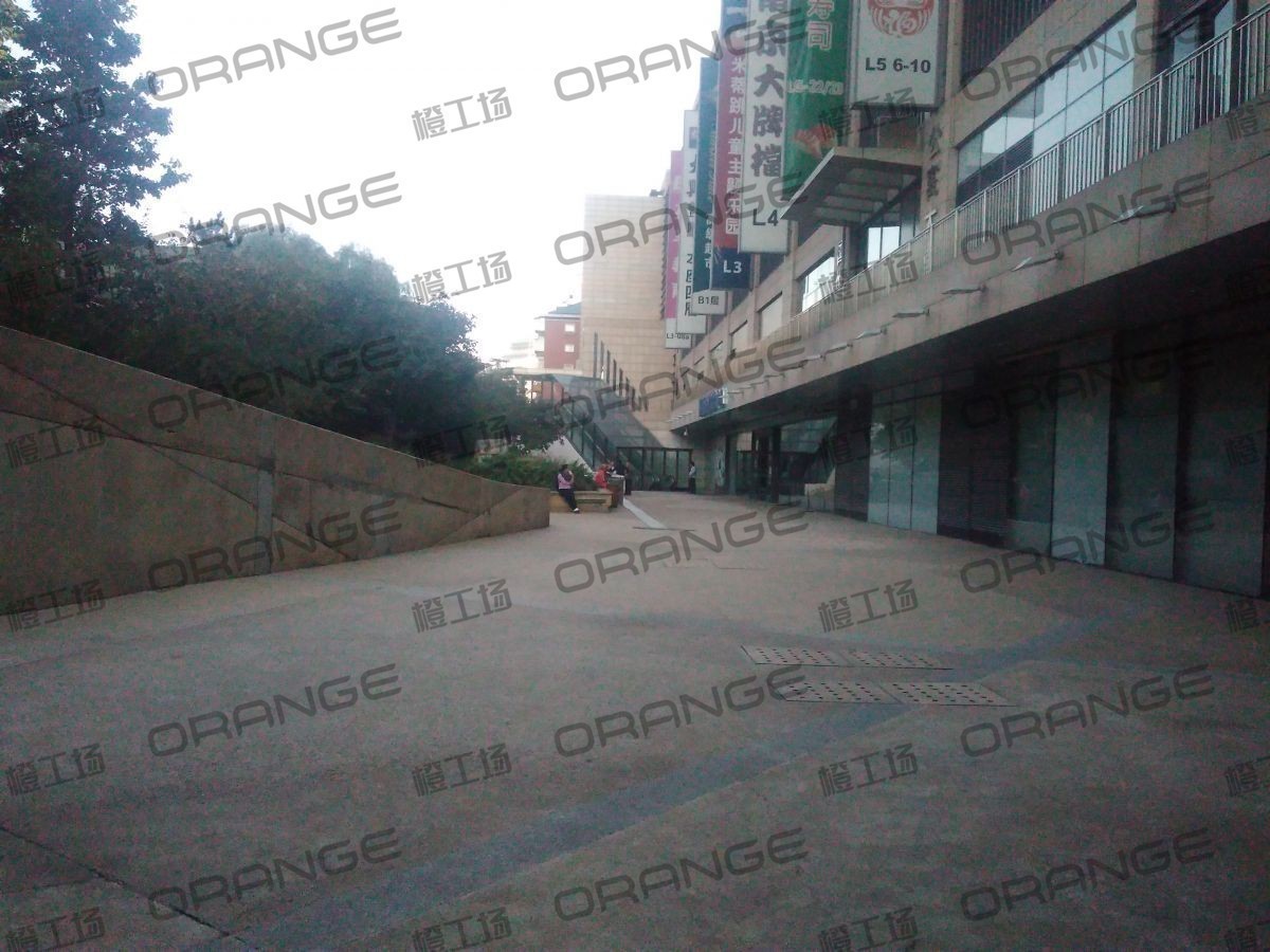 北京凯德晶品购物中心-室外B1北门北走廊2