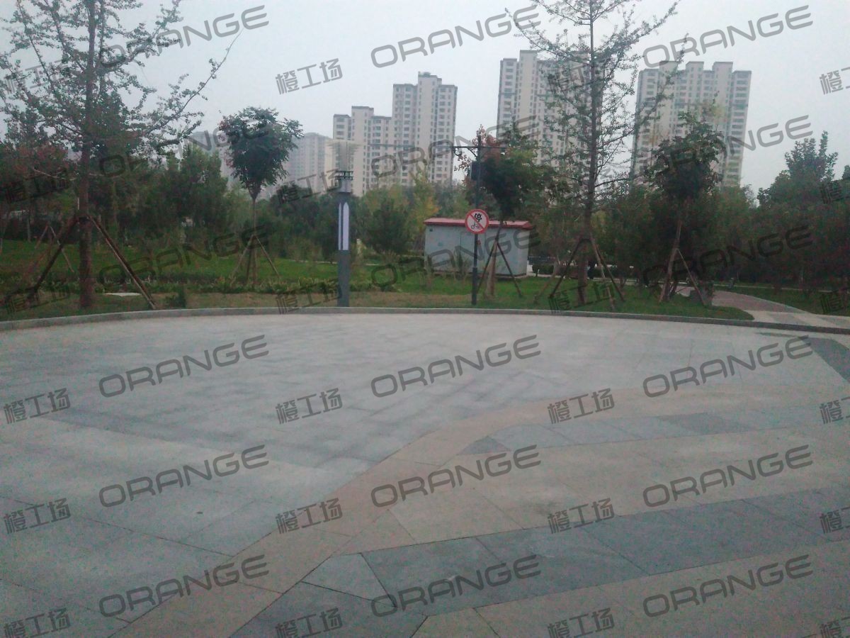 北京银座和谐广场购物中心-室外东南门东南侧过道4