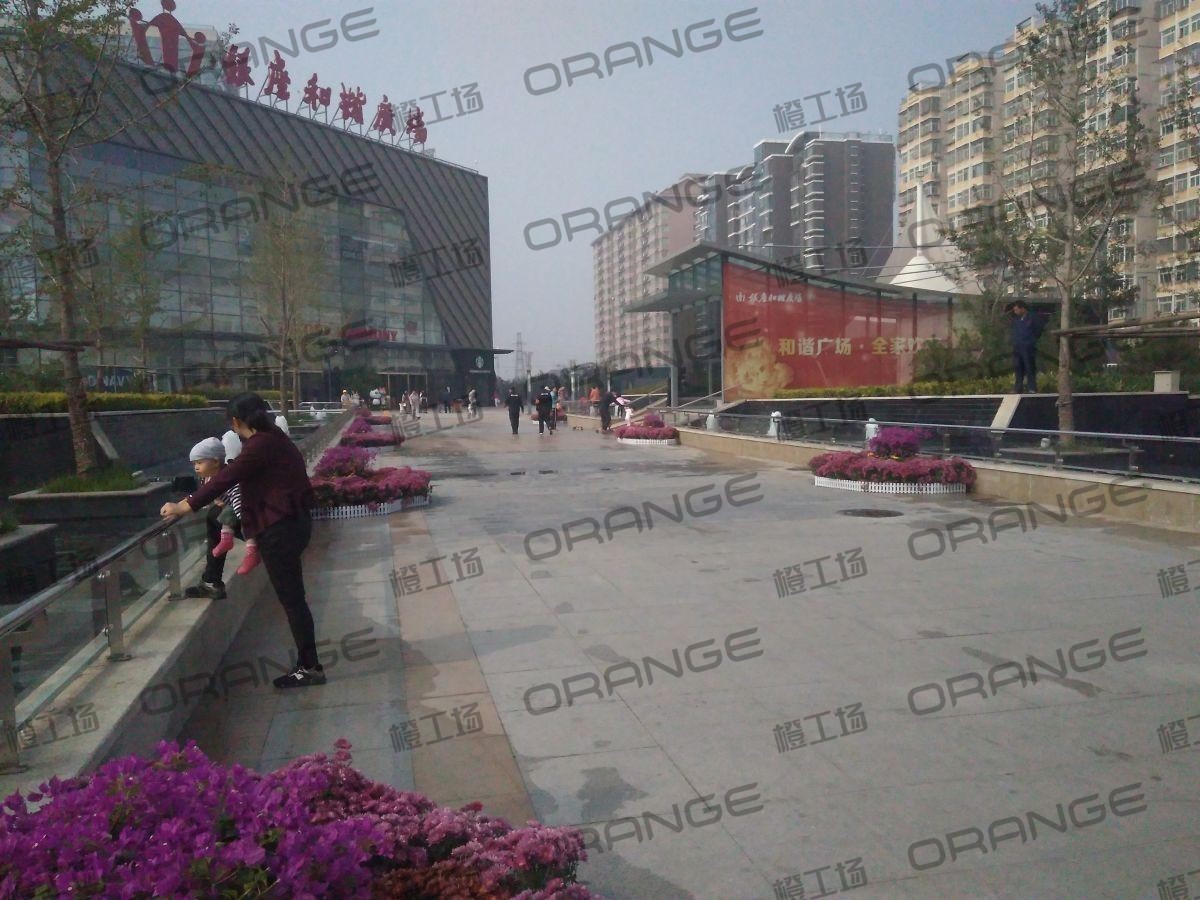 北京银座和谐广场购物中心-室外东北侧东过道2