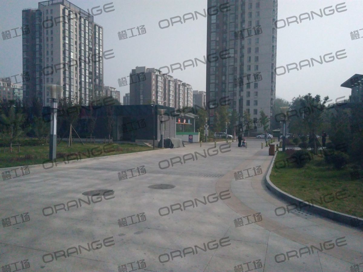 北京银座和谐广场购物中心-室外东南侧篮球场北过道3