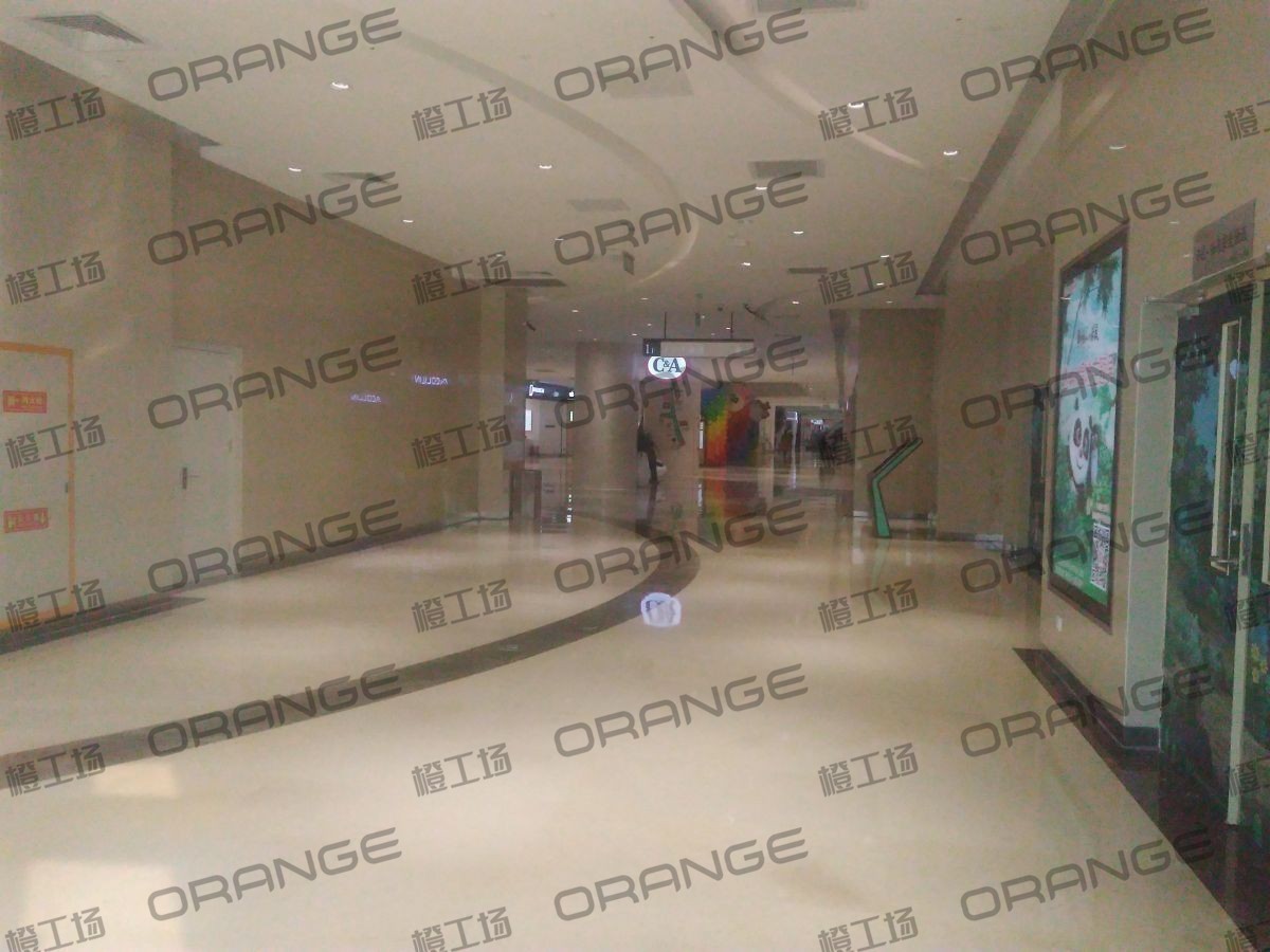 北京银座和谐广场购物中心-室内一楼西北侧西门门东过道2