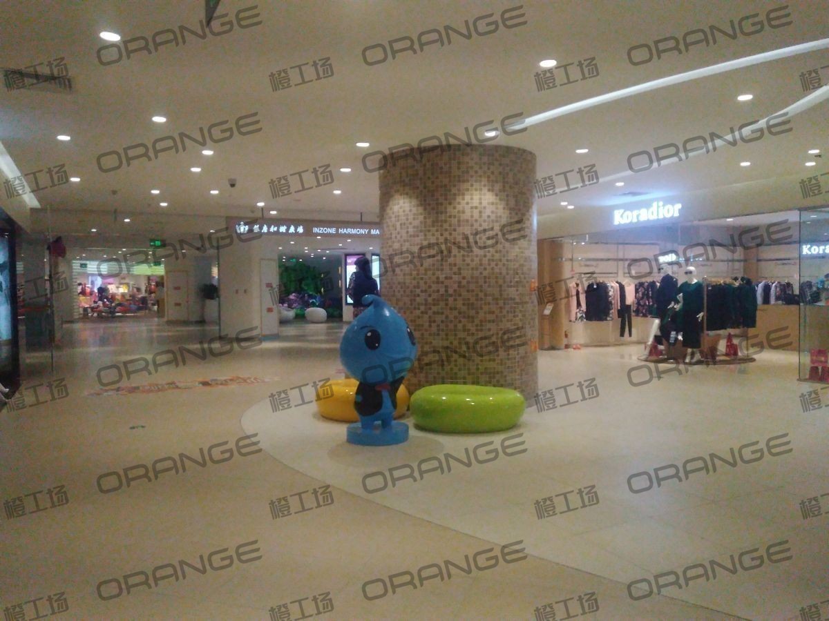北京银座和谐广场购物中心-室内三楼中厅西侧直梯西南过道1