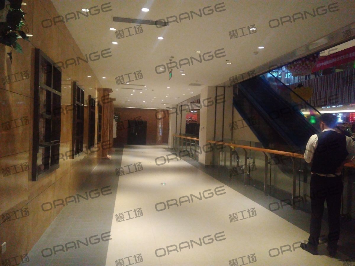 北京银座和谐广场购物中心-室内六楼东侧扶梯东过道3