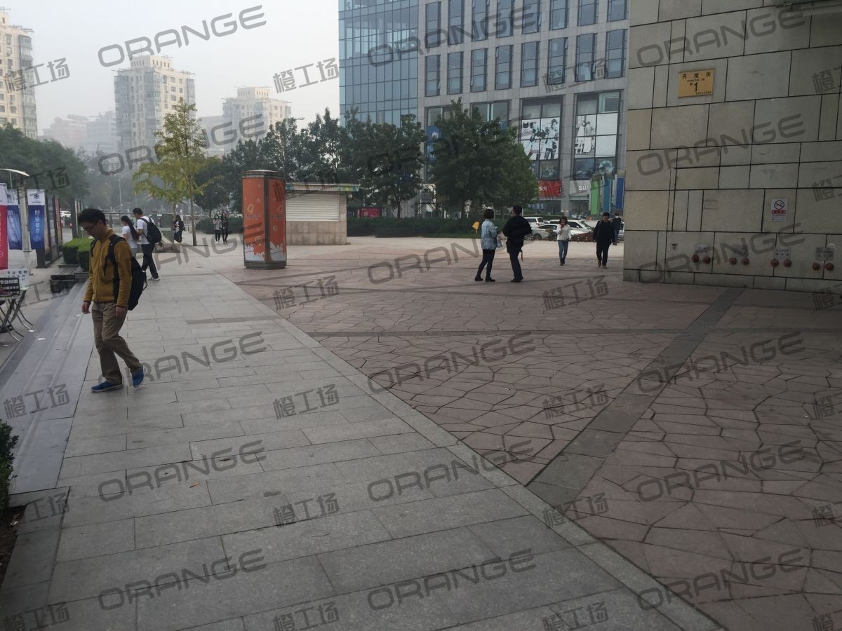 北京欧美汇购物中心-室外东门门前广场4