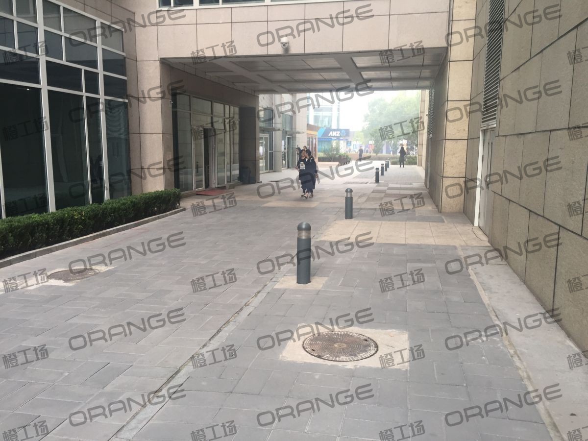 北京欧美汇购物中心-室外中间链接处同道咖啡门前2