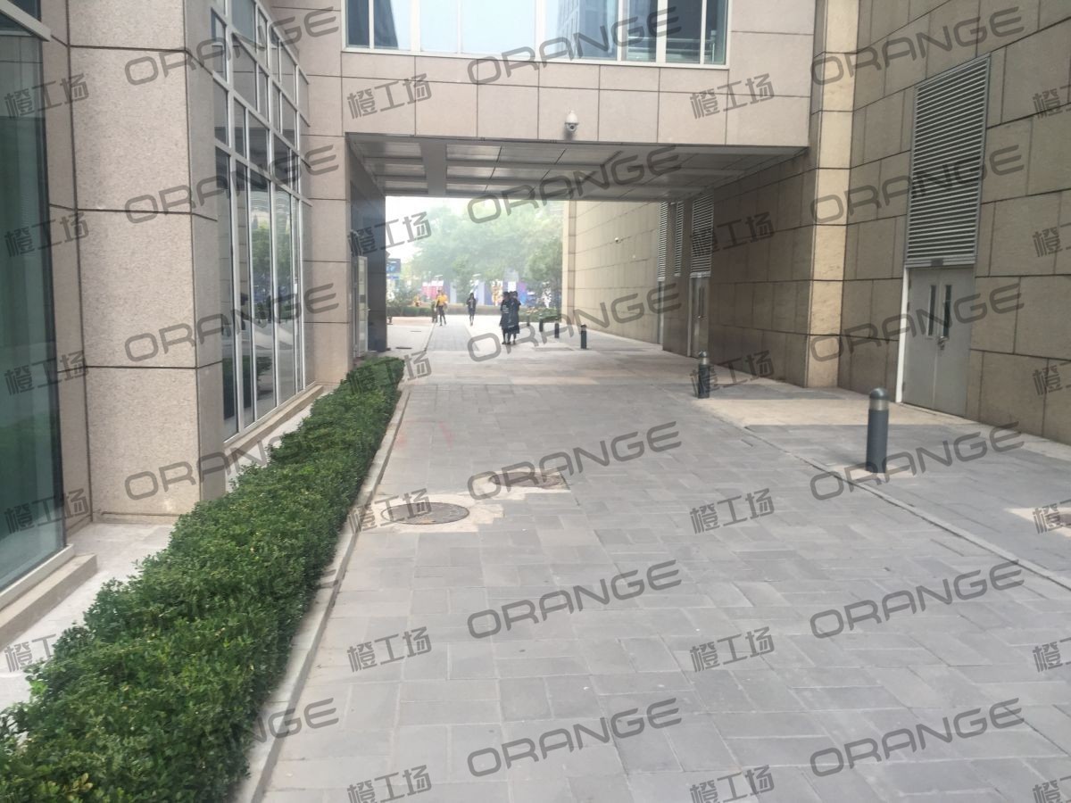 北京欧美汇购物中心-室外中间链接处同道咖啡门前3
