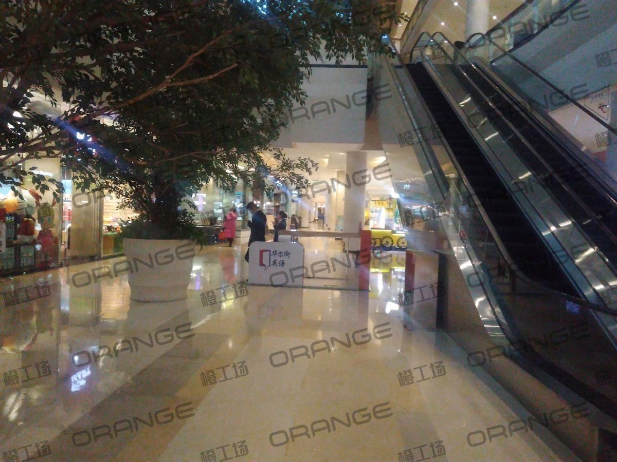 北京金融街购物中心-室内东区B1西侧扶梯南过道2