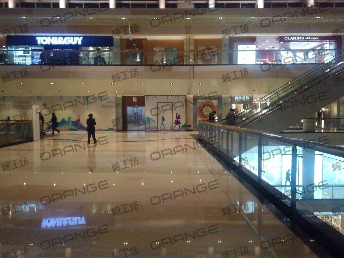 北京金融街购物中心-室内三楼东区东侧扶梯南过道4