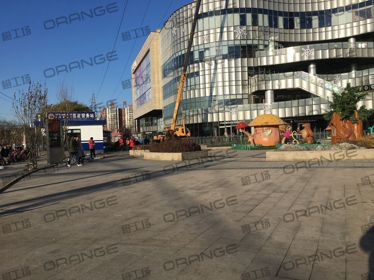 北京金隅嘉品mall-室外西南角圆形广场前方2