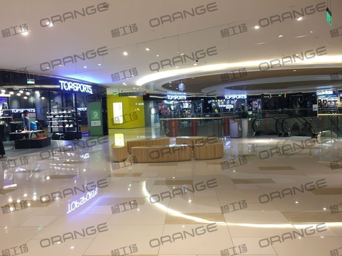 北京金隅嘉品mall-室内四楼东侧东南侧环廊扶梯北2