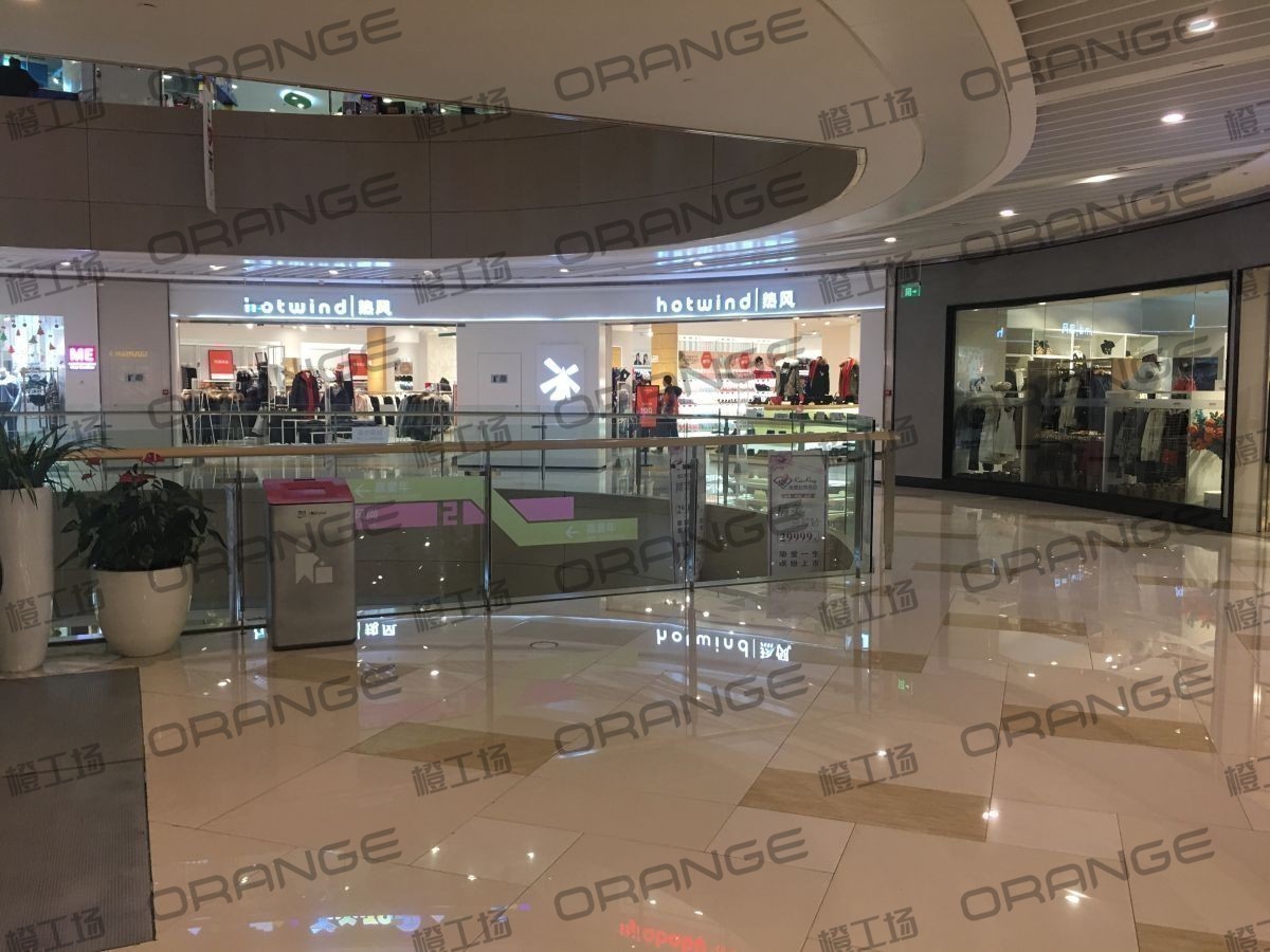 北京金隅嘉品mall-室内二楼东侧东南侧环廊扶梯南3