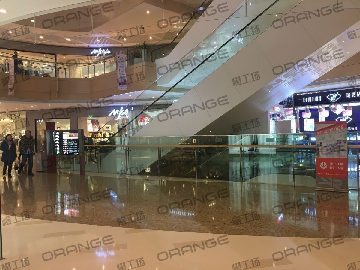 北京金隅嘉品mall-室内一楼东南侧扶梯东2