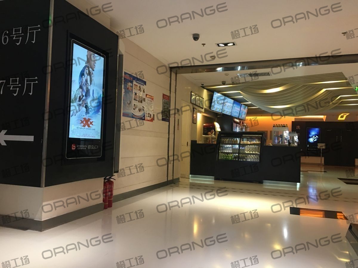 百老汇影城（国瑞城店）/国瑞购物中心-室内百老汇国瑞城店B2扶梯旁2