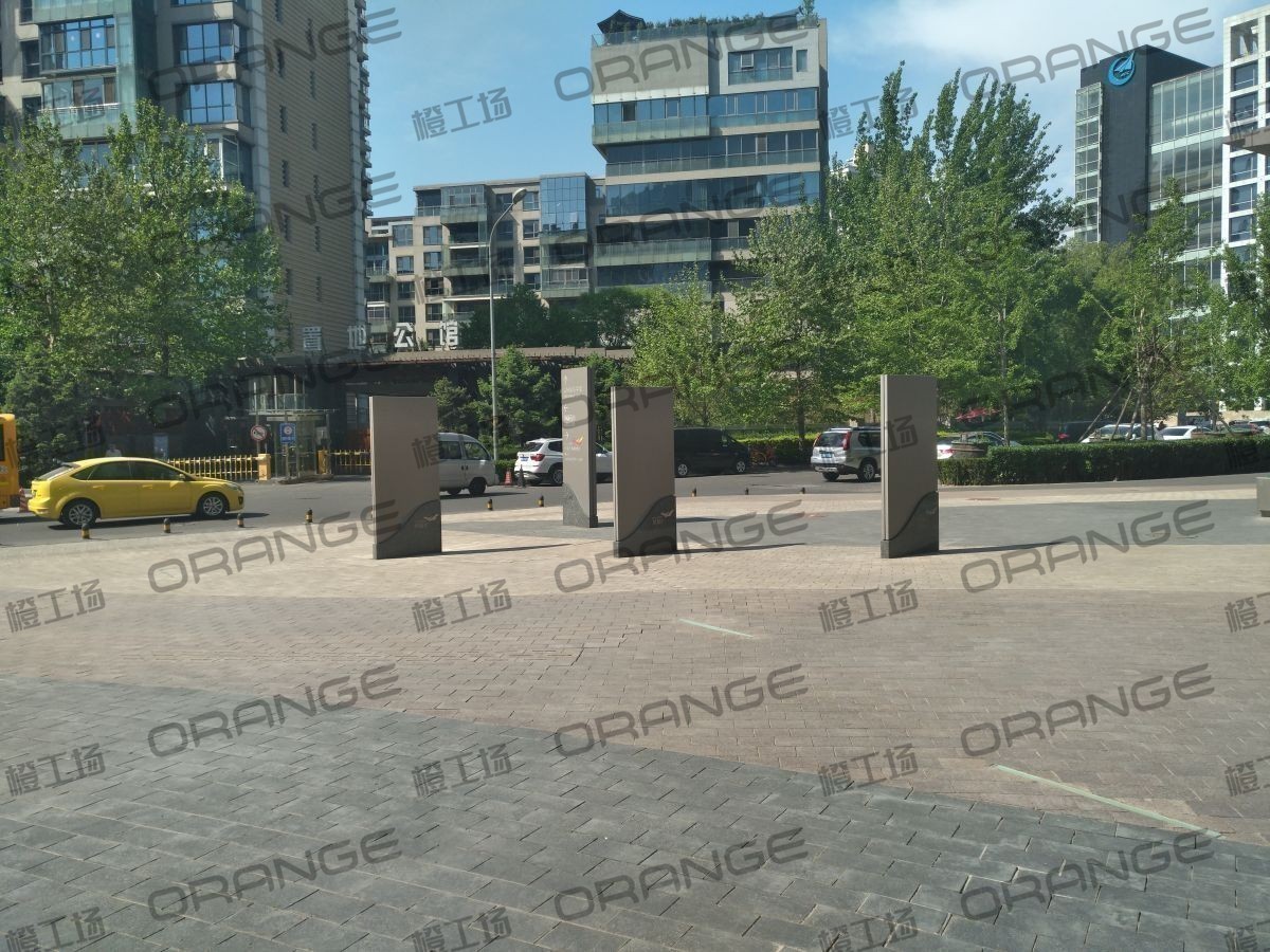 北京凤凰汇购物中心-室外北门门前2